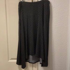 Black and white skirt longer in back